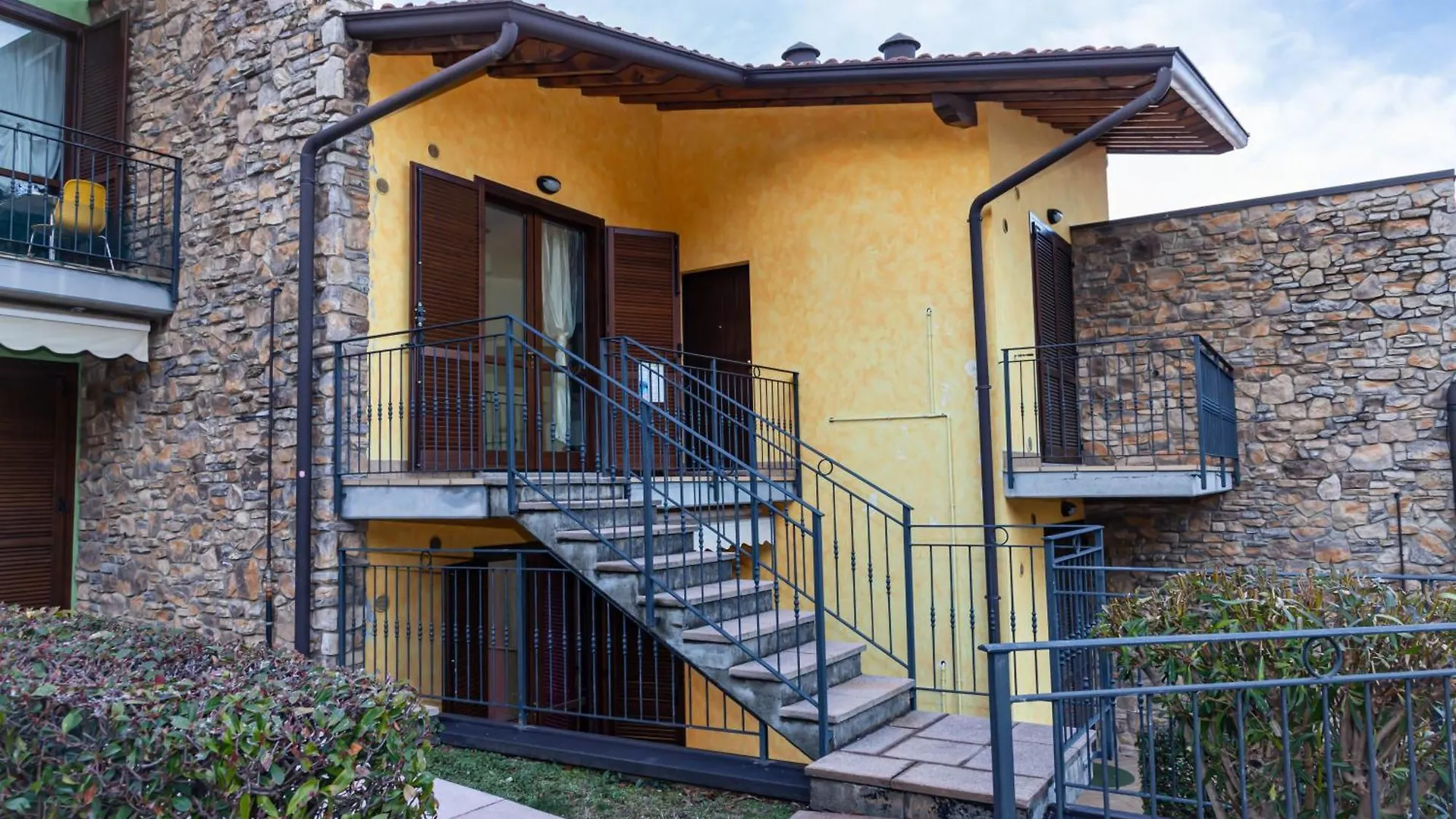 Lägenhet La Casa Di Gabry In Residence Con Piscina Comune Tavernola Bergamasca Italien